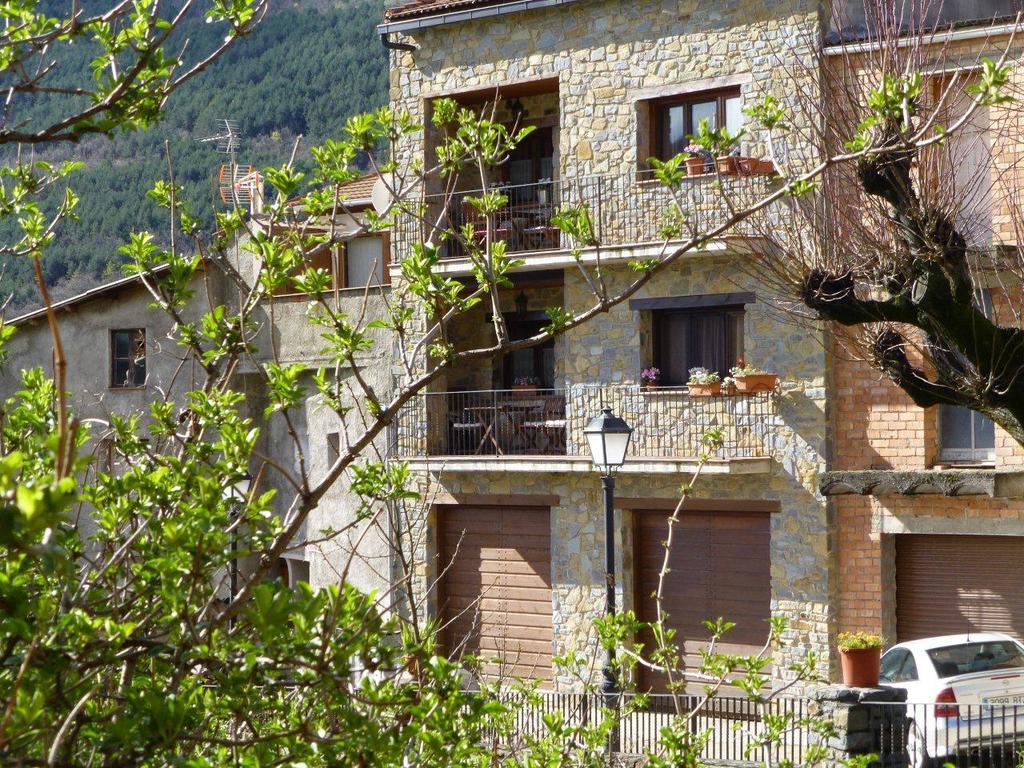 La Fusteria Del Casat Daire Sarroca de Bellera Dış mekan fotoğraf