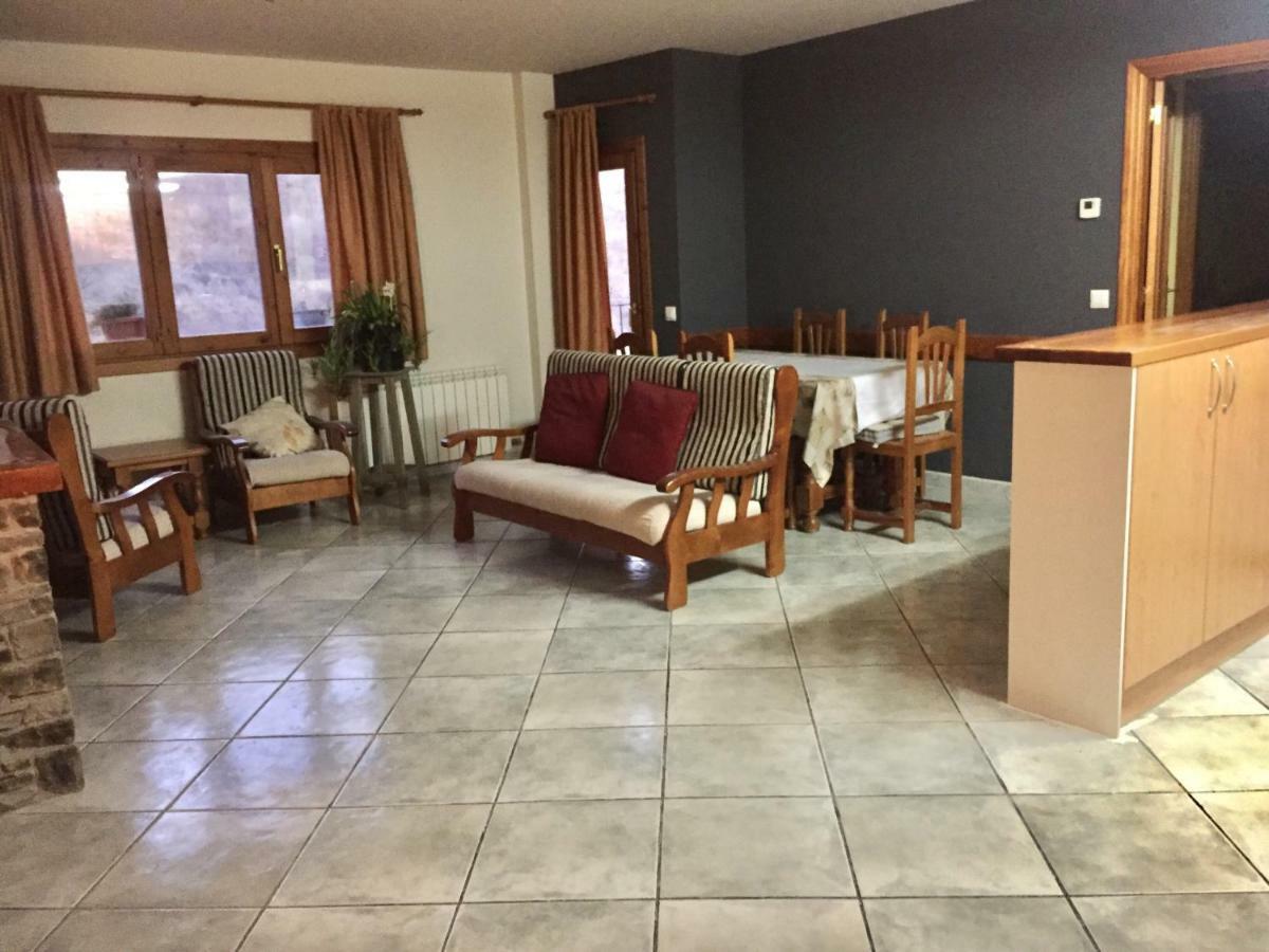 La Fusteria Del Casat Daire Sarroca de Bellera Dış mekan fotoğraf
